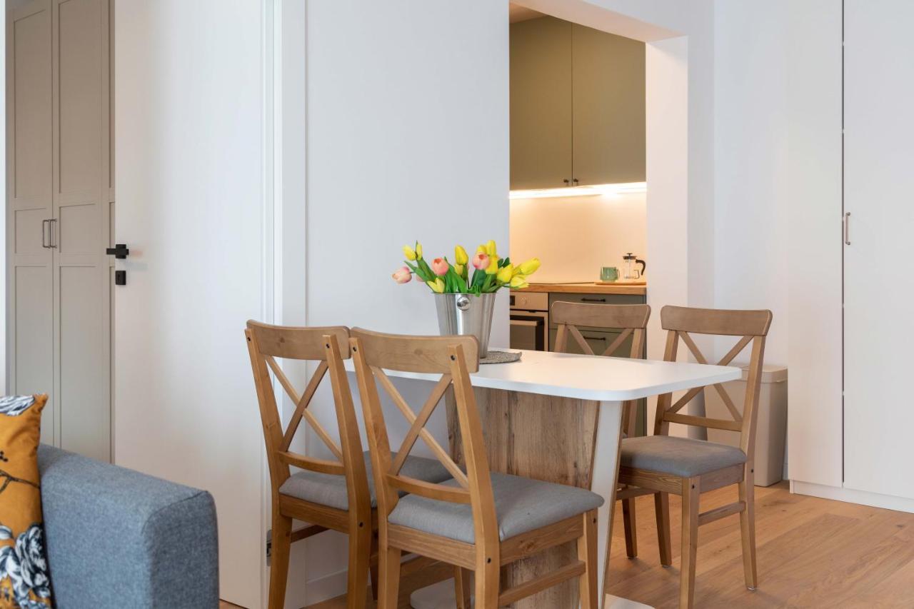 Design 2Bdr Apartment With Balcony- Free Parking Zagreb Buitenkant foto
