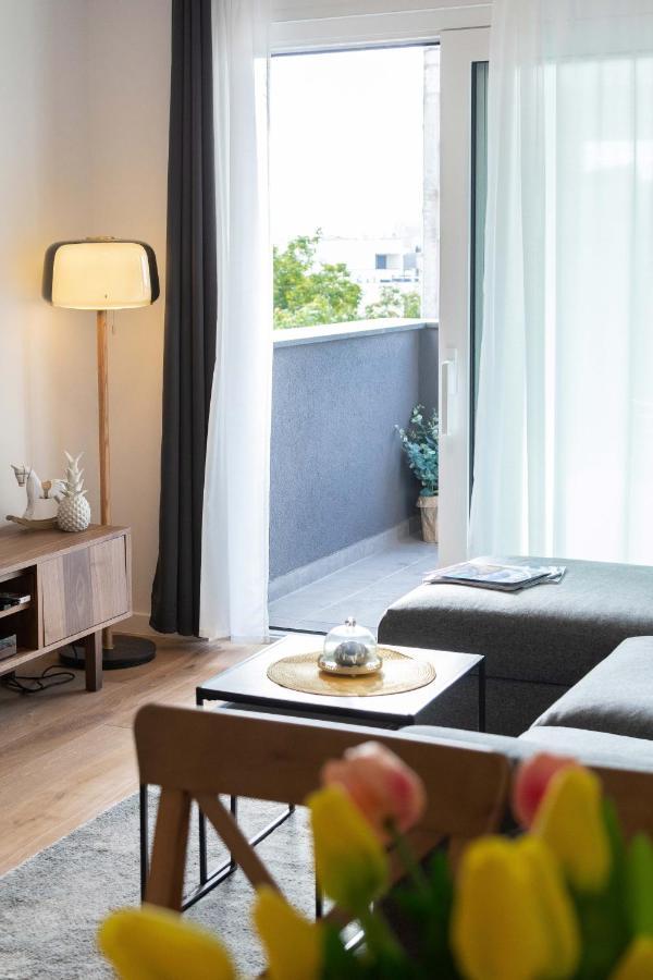 Design 2Bdr Apartment With Balcony- Free Parking Zagreb Buitenkant foto